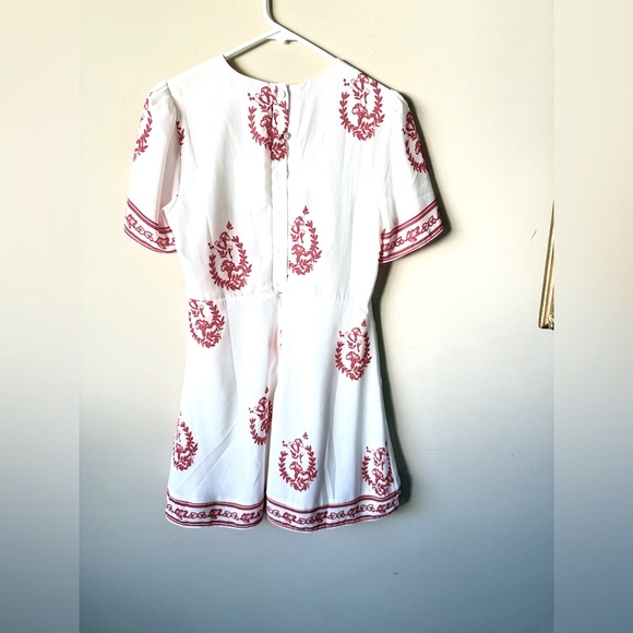 Tularosa White and Red Puff Sleeve Sundress - Picture 5 of 5